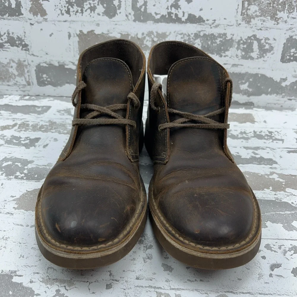 Clarks Chukka Ankle Boots Men 9 Brown Leather Dress‎ 2 Eyelet Lace Up Adult